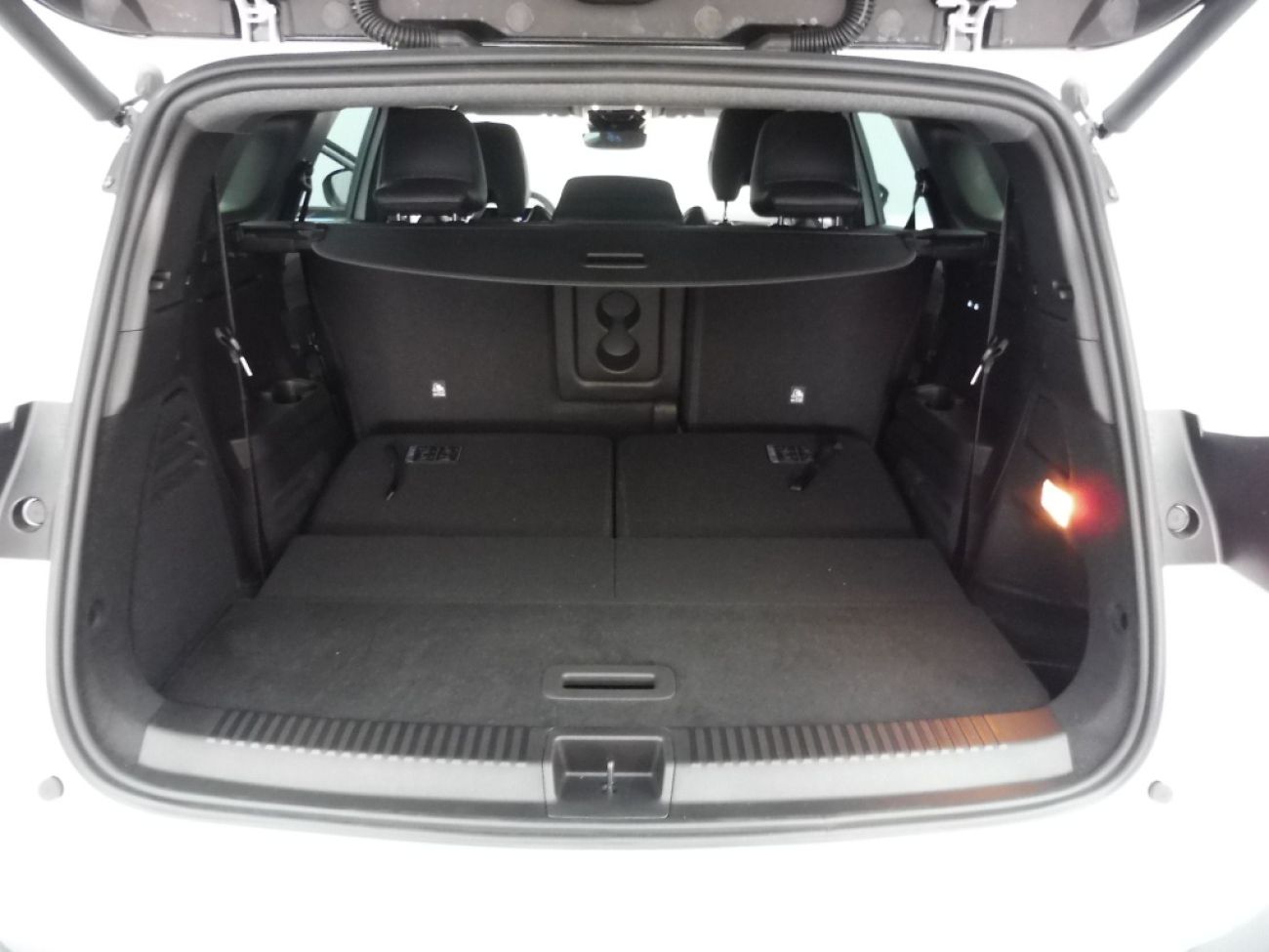 Mandataire RENAULT ESPACE VI 1.2 E-TECH FULL HYBRID 200CH ESPRIT ALPINE 7 PLACES - 24