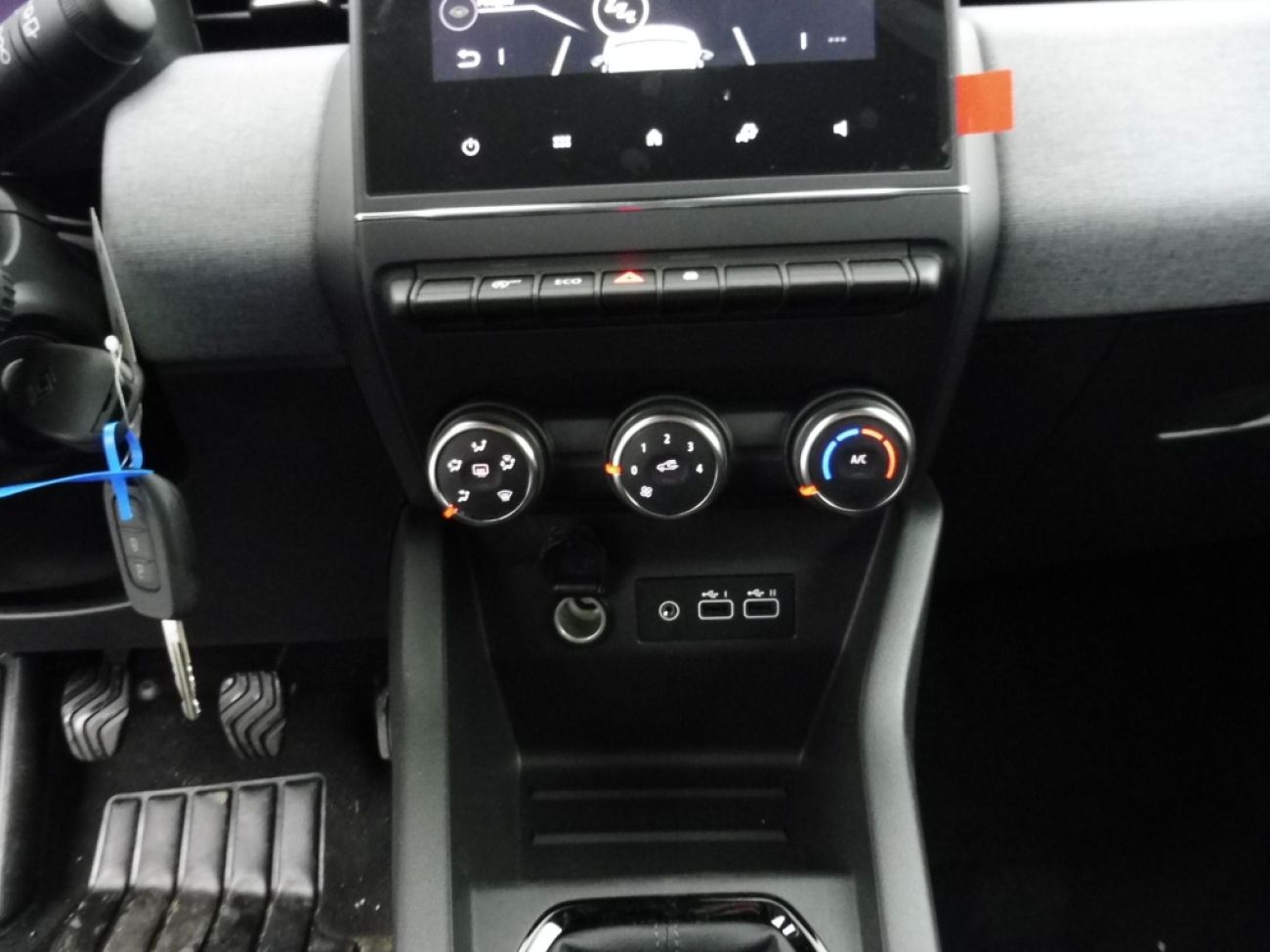 Mandataire RENAULT Clio 1.0 TCE 90CH GENERATION - 25