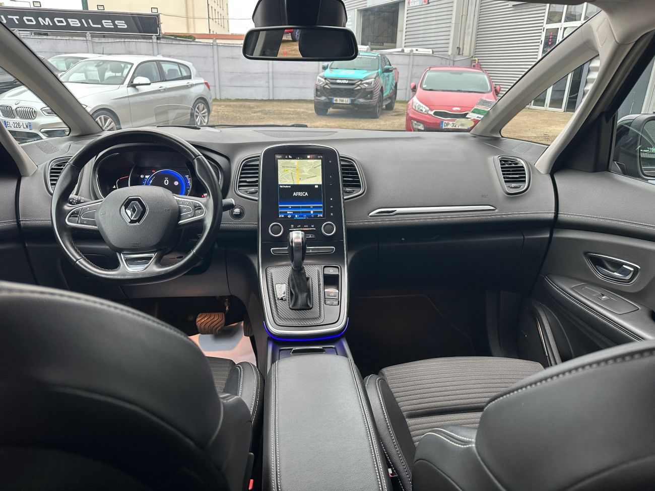 Mandataire RENAULT SCENIC IV dCi 160 Energy EDC Intens