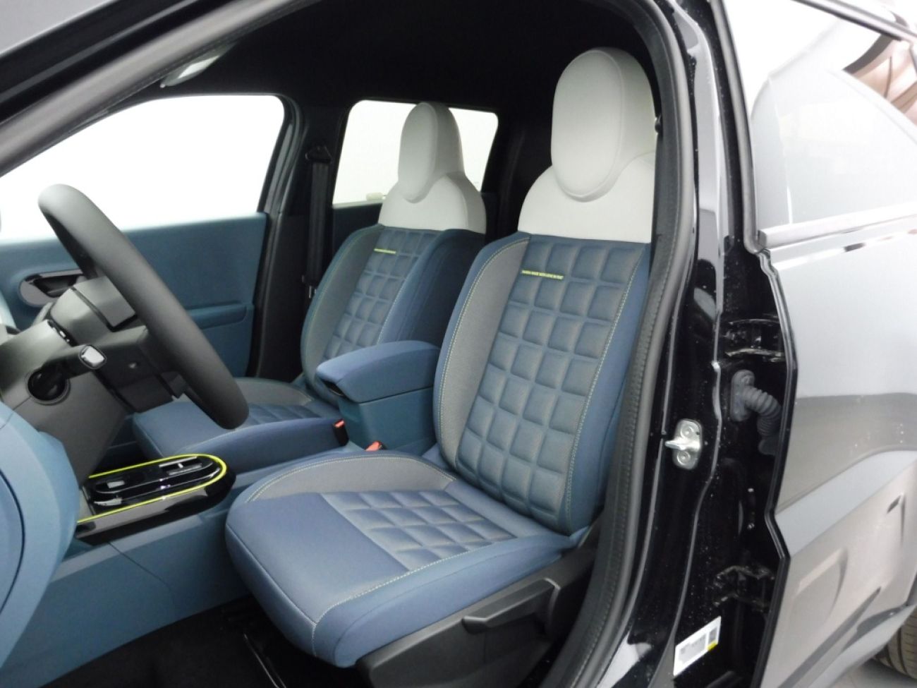 Mandataire FIAT Grande panda 1.2 HYBRID 100CH LA PRIMA EDCT6