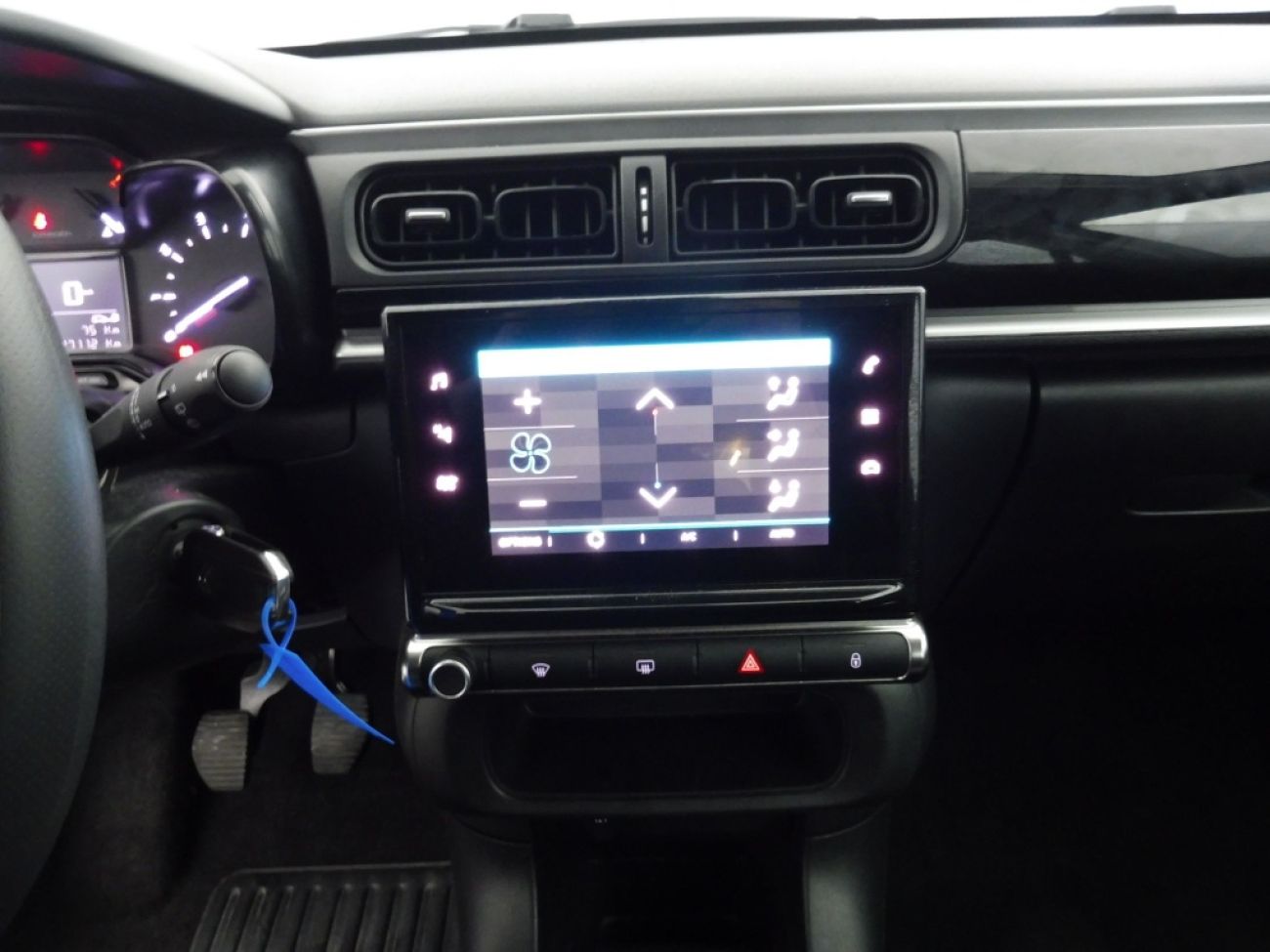 Mandataire Citroën C3 1.5 BLUEHDI 100CH S&S PLUS