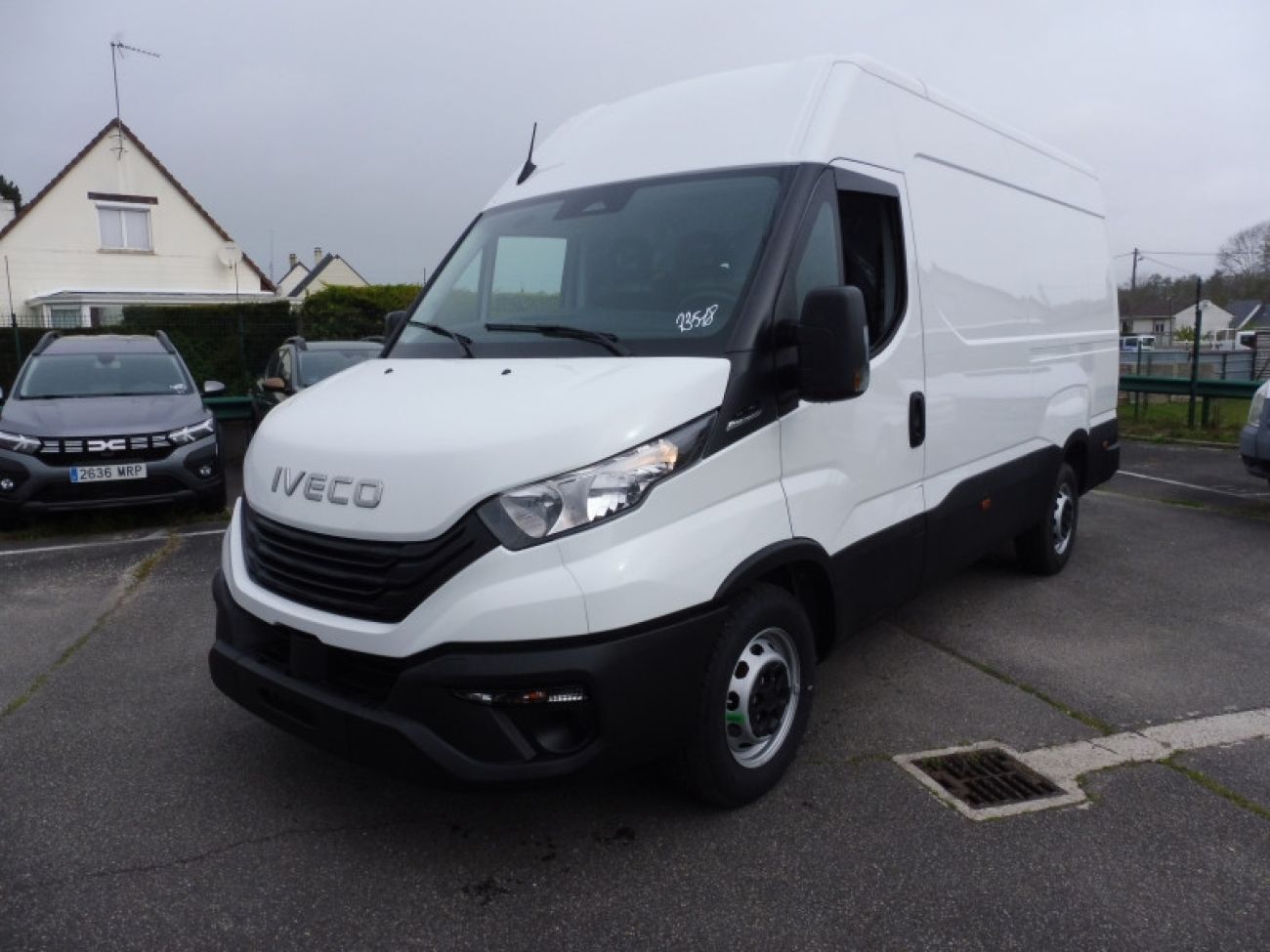 Mandataire IVECO Daily 35S16 2.3 V12 HI-MATIC 156CV