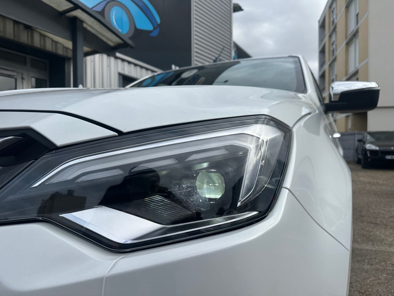 Mandataire ISUZU D-MAX N60 SPACE CAB 1.9 164 CH 4X4 BVA F+ 2P