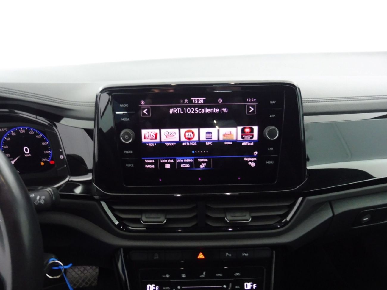 Mandataire VOLKSWAGEN T-Roc Cabriolet 1.5 TSI 150 DSGstyle