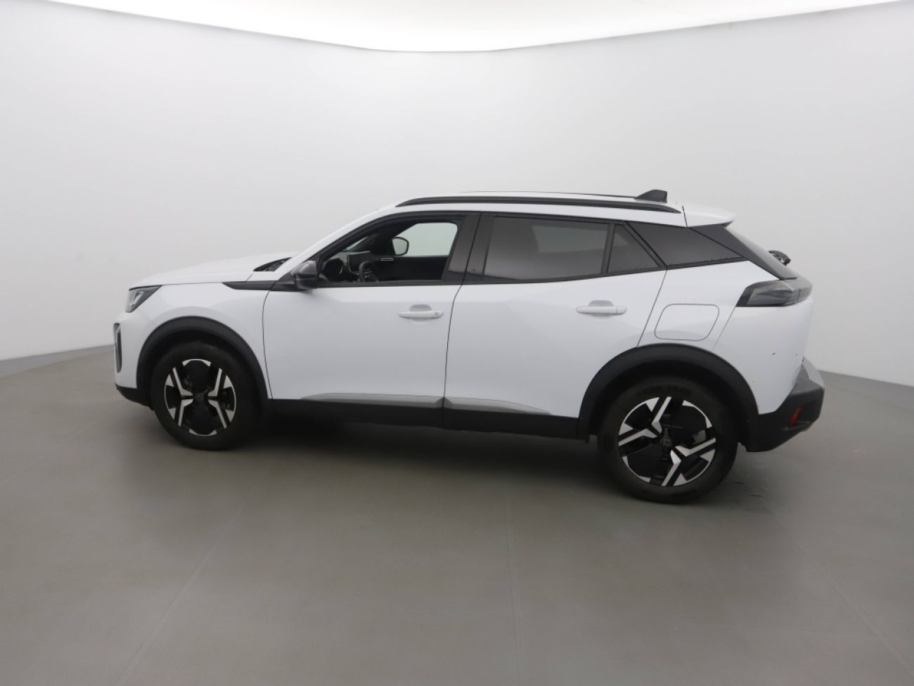 Mandataire PEUGEOT 2008 1.2 PURETECH 130CH S&S ALLURE EAT8