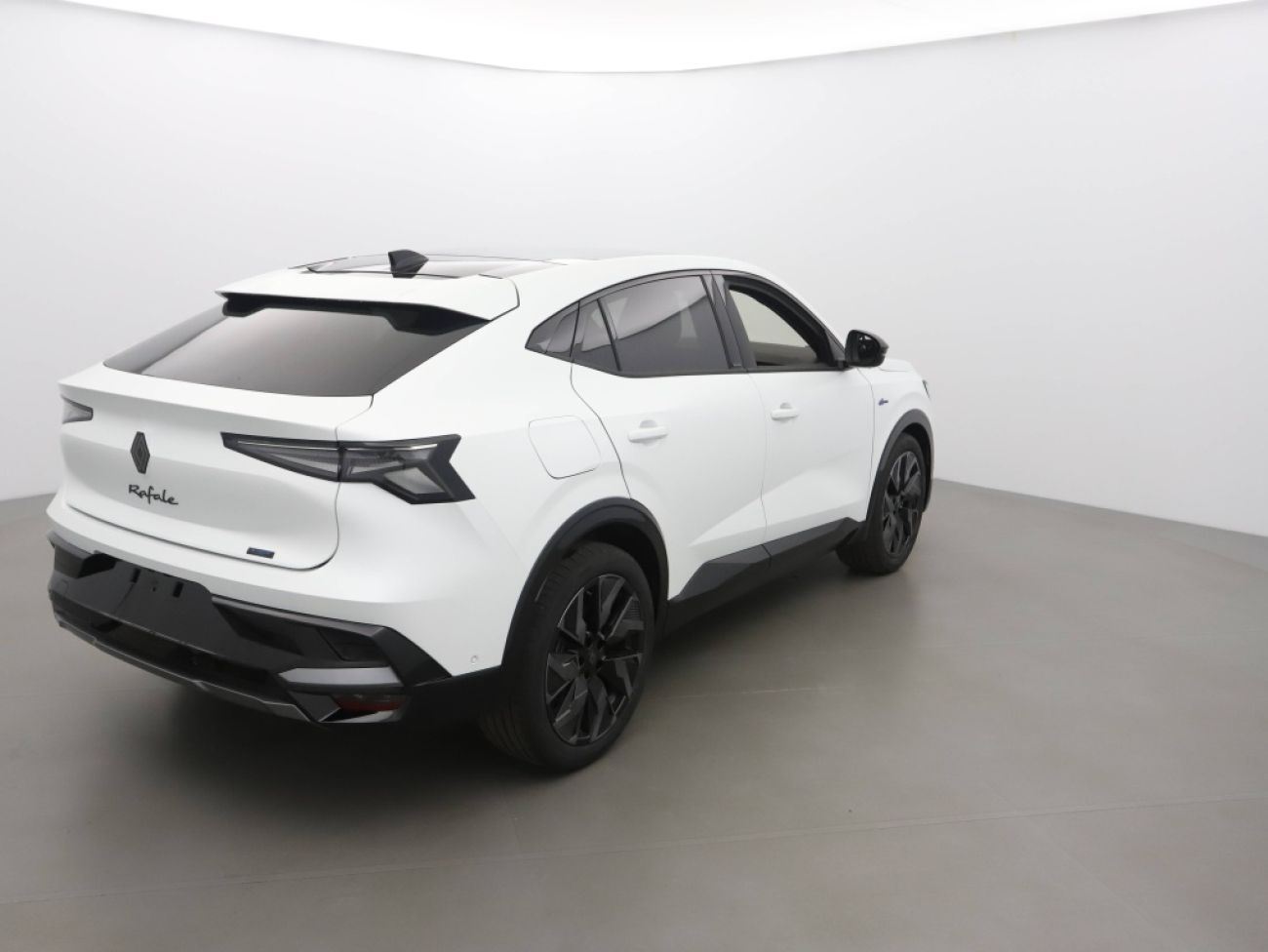 Mandataire RENAULT RAFALE 1.2 E-TECH FULL HYBRID 200CH ESPRIT ALPINE - 25