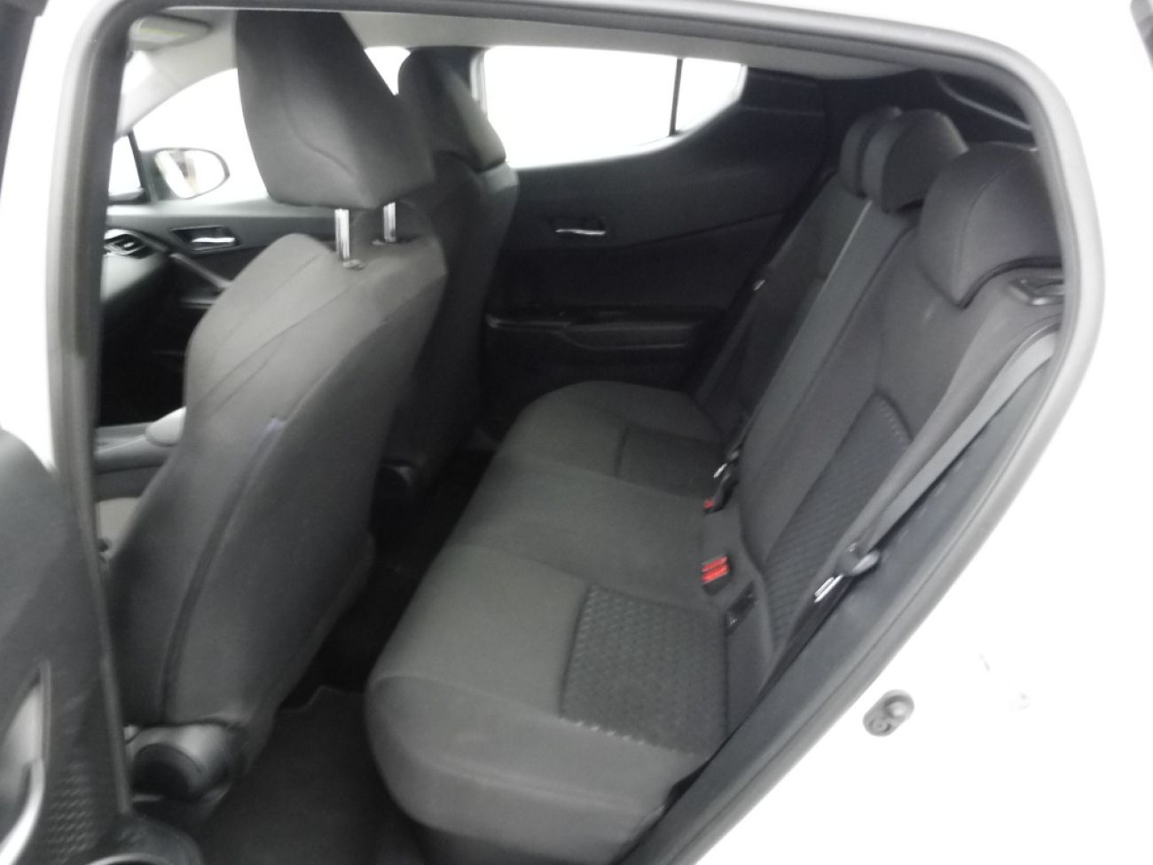 Mandataire TOYOTA C-HR 1.8 E-CVT 125Hcomfort