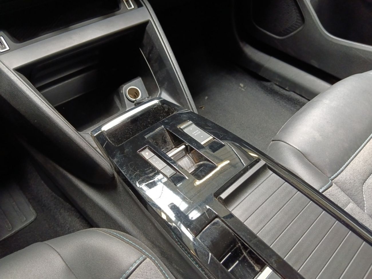 Mandataire Citroën C4 X 1.5 BLUEHDI 130 EAT8 FEEL PACK