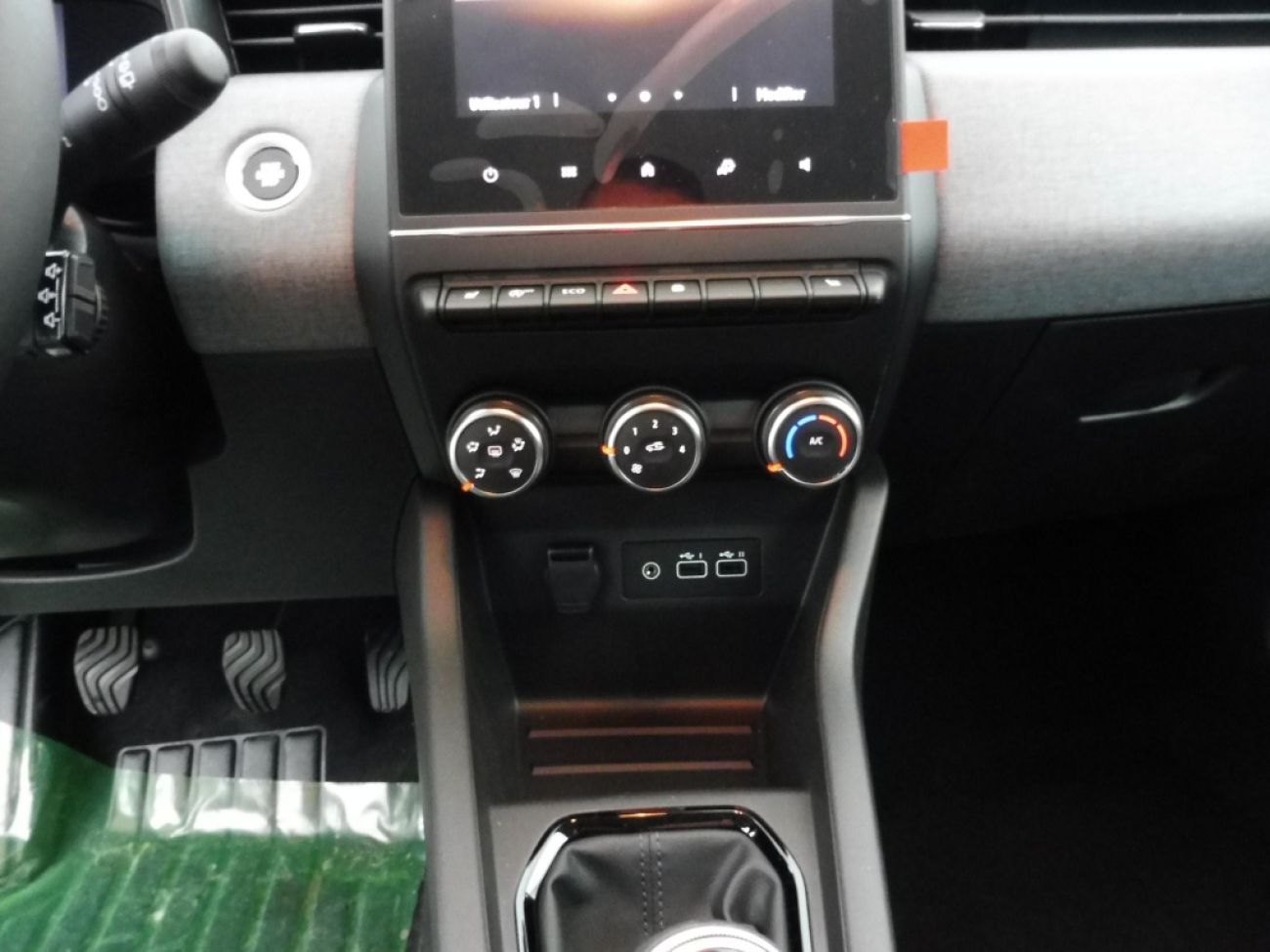 Mandataire RENAULT Clio 1.0 TCE 90CH EVOLUTION - 24