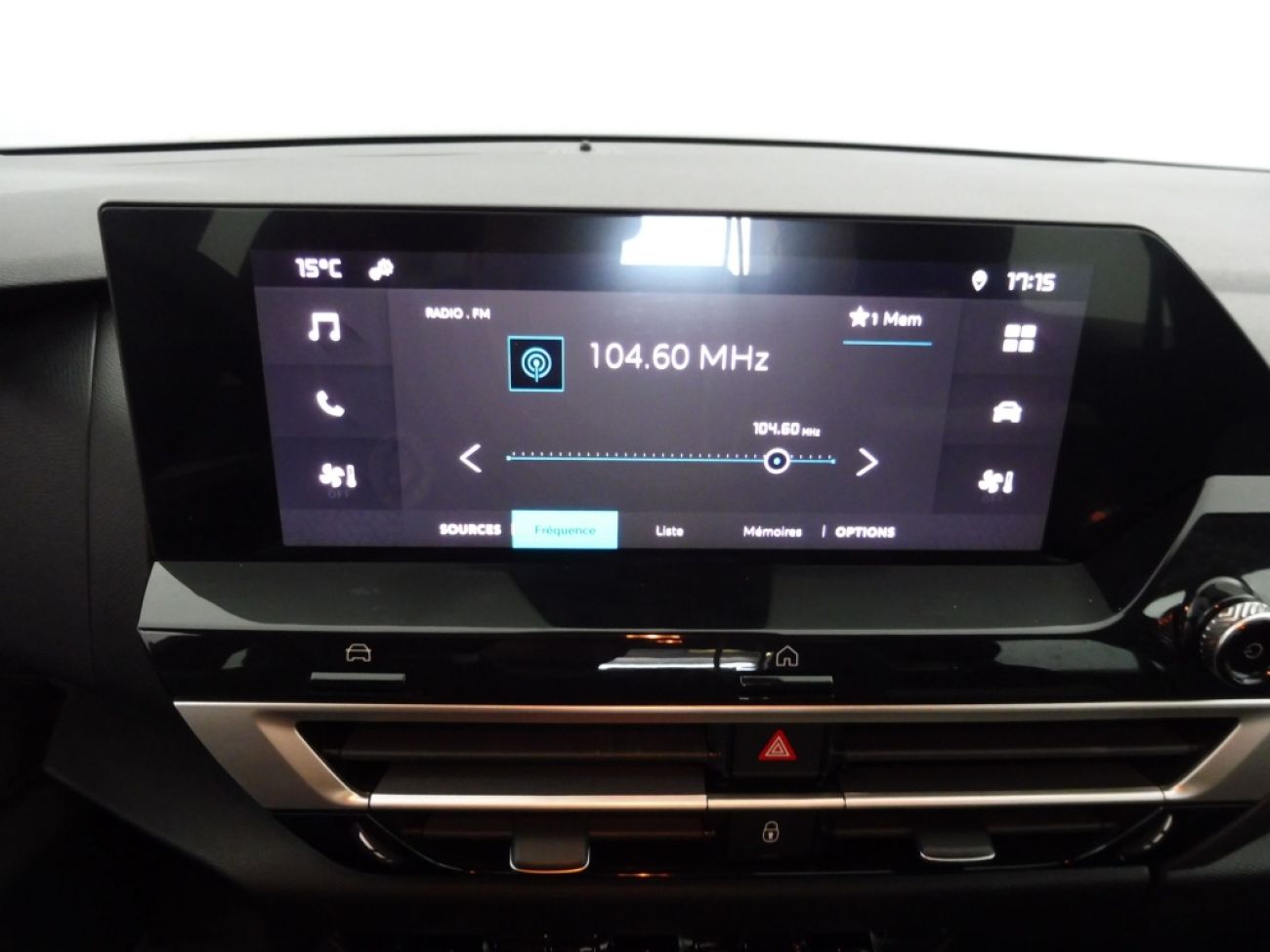Mandataire Citroën C4 X 1.2 PURETECH 100 FEEL