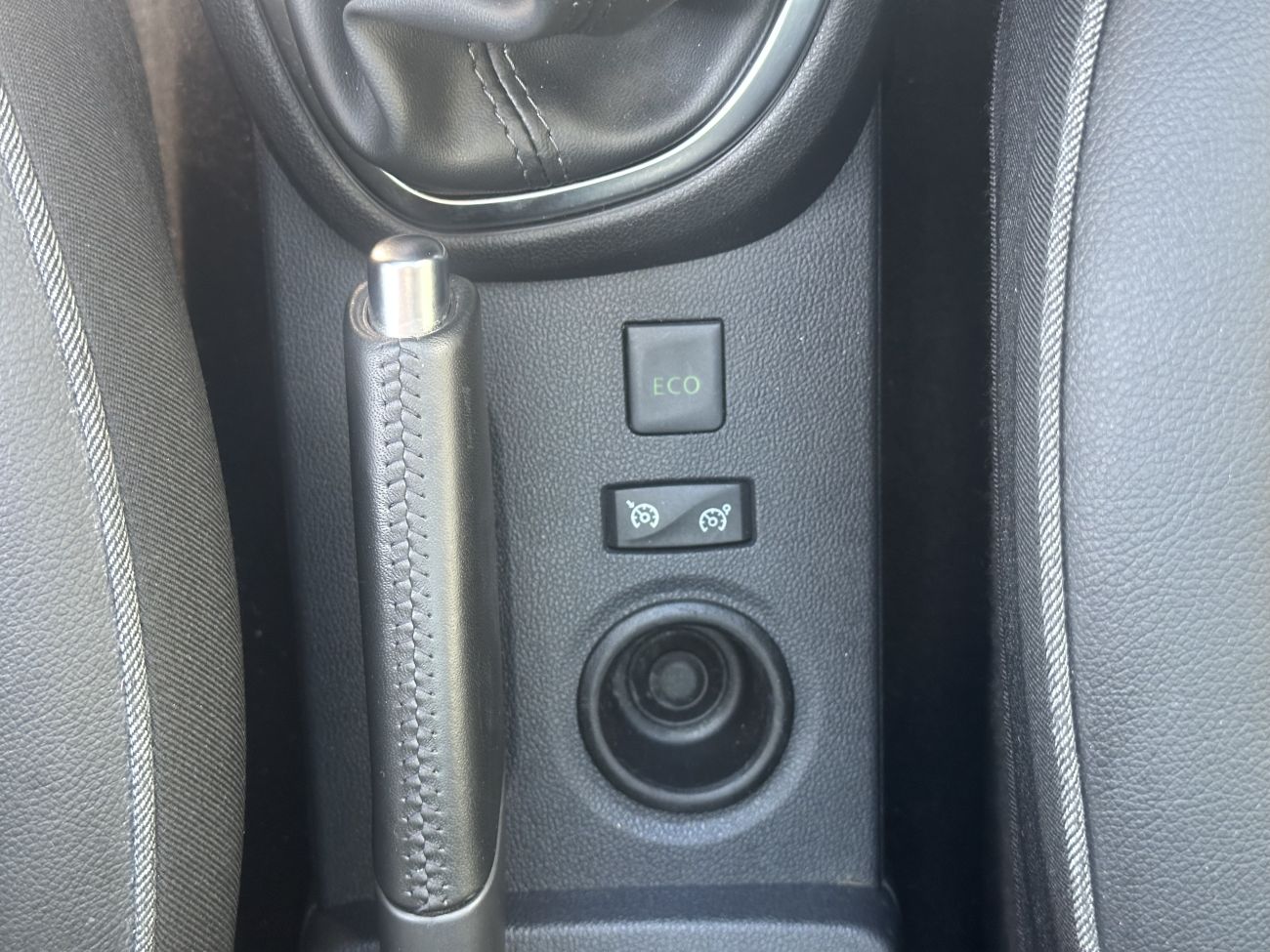 Mandataire RENAULT CAPTUR TCe 120 Energy Intens
