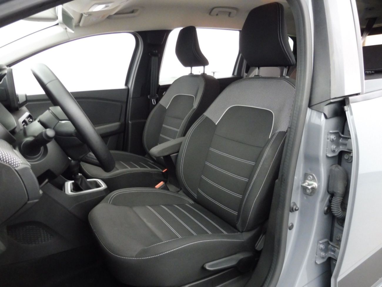 Mandataire Dacia Jogger 1.0 TCE 110CH EXPRESSION 7 PLACES -24