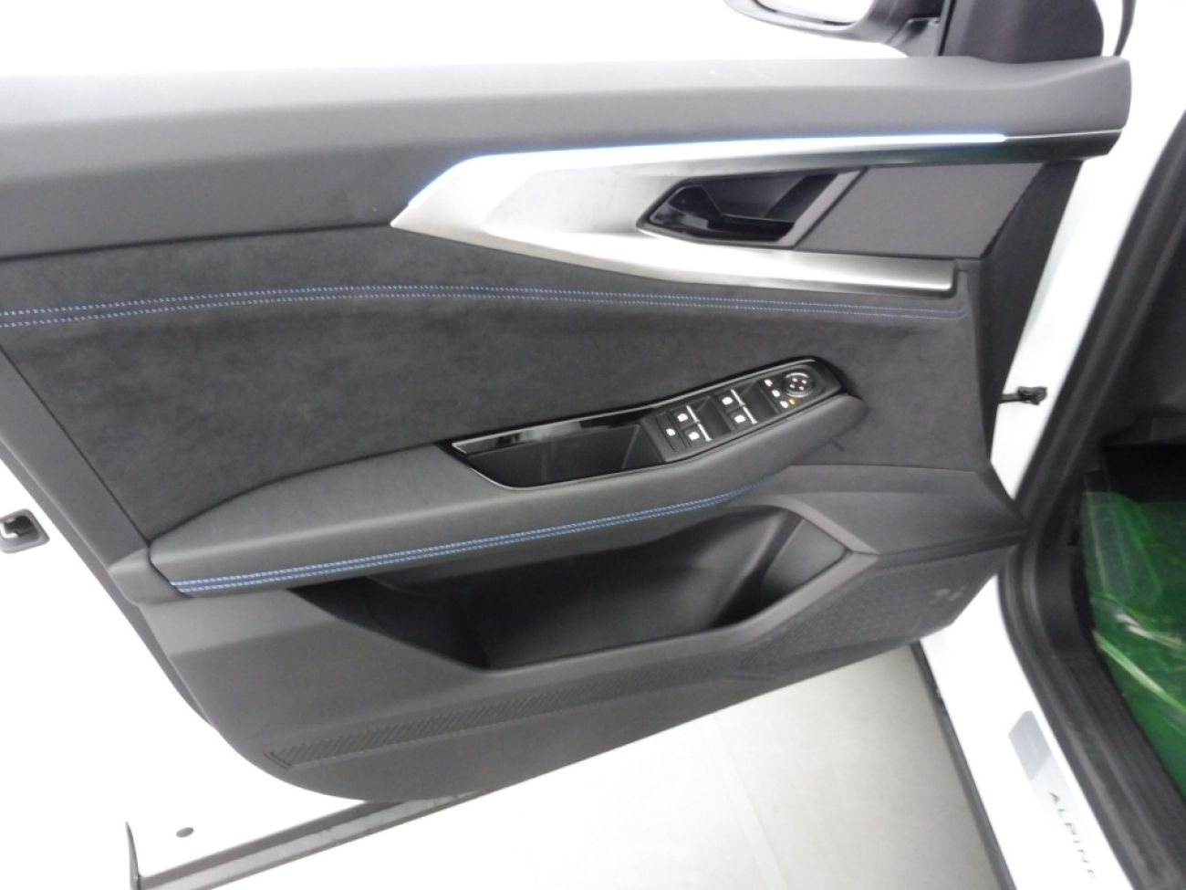 Mandataire RENAULT Espace 1.2 E-TECH FULL HYBRID 200CH ESPRIT ALPINE 7 PLACES - 25