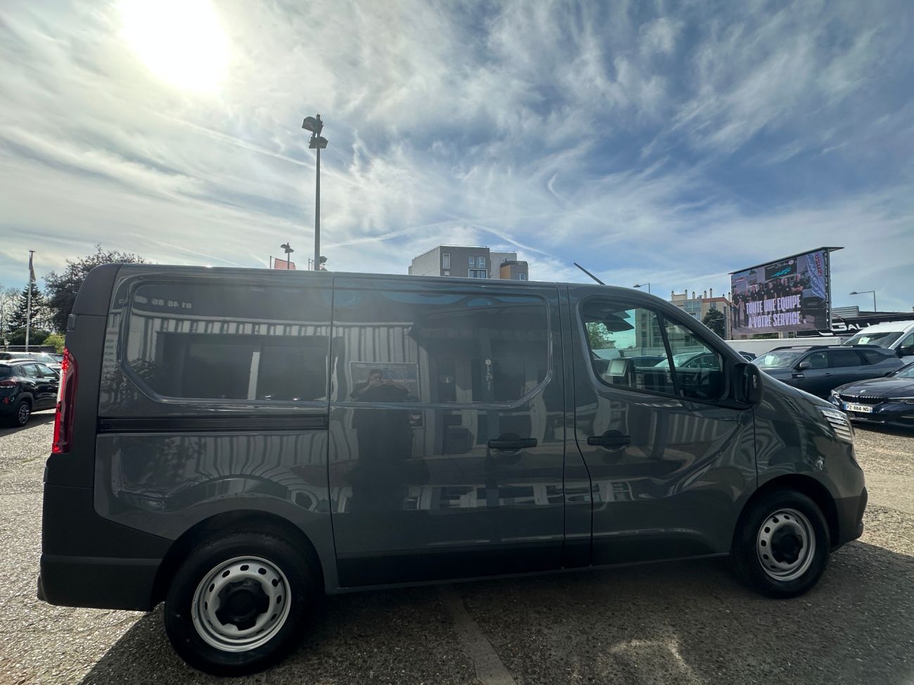 Mandataire RENAULT TRAFIC L1H1 ADVANCE 3T blue dci 150 auto