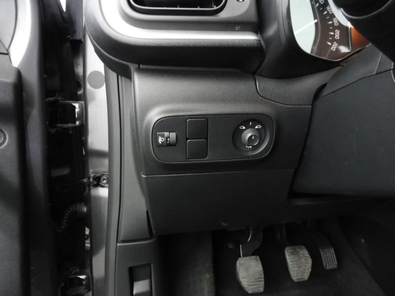 Mandataire Citroën C3 1.5 BLUEHDI 100CH S&S C-SERIES E6.D