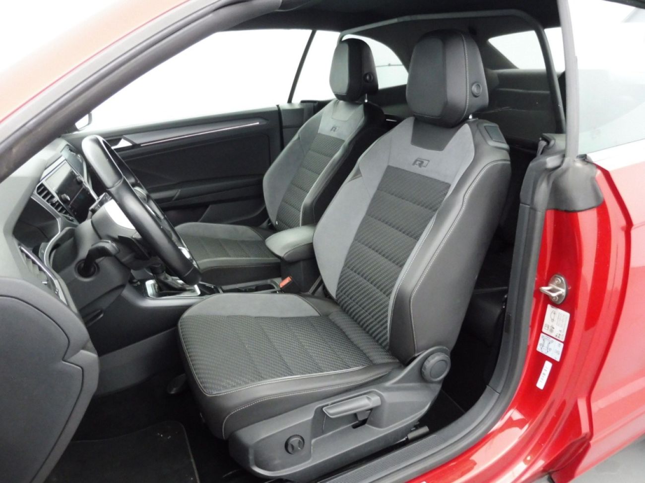 Mandataire VOLKSWAGEN T-Roc Cabriolet 1.5 TSI 150 DSGr-line