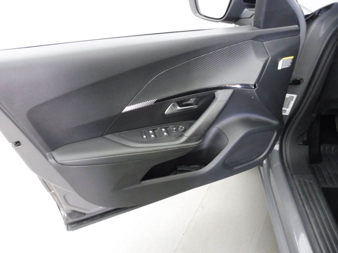 Mandataire PEUGEOT 2008 1.2 100CH S&S ALLURE