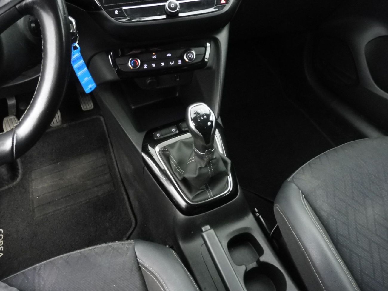 Mandataire Opel Corsa 1.2 75elegance