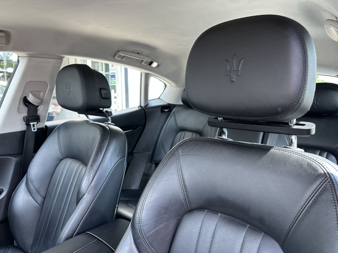 Mandataire MASERATI LEVANTE Diesel 3.0 V6 Turbo 275