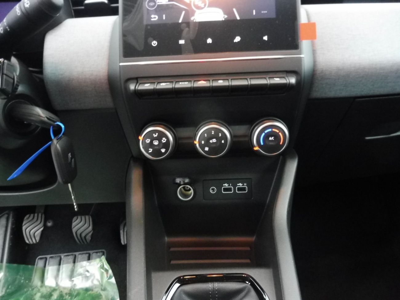 Mandataire RENAULT Clio 1.0 TCE 90CH EVOLUTION - 25