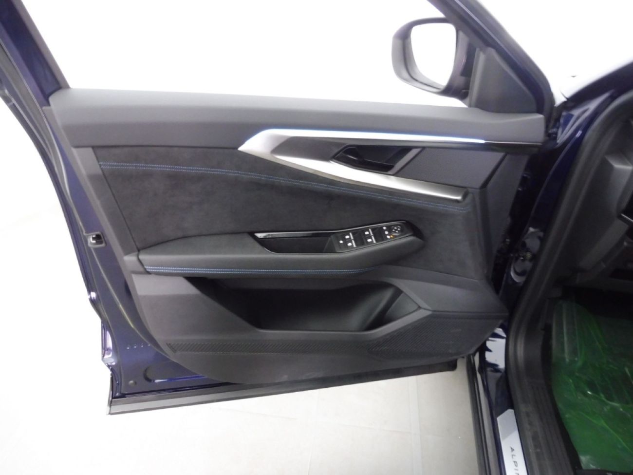 Mandataire RENAULT Espace 1.2 E-TECH FULL HYBRID 200CH ESPRIT ALPINE 7 PLACES - 25