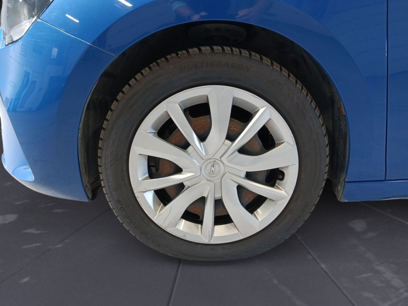 Mandataire Opel Corsa 1.2 100 edition