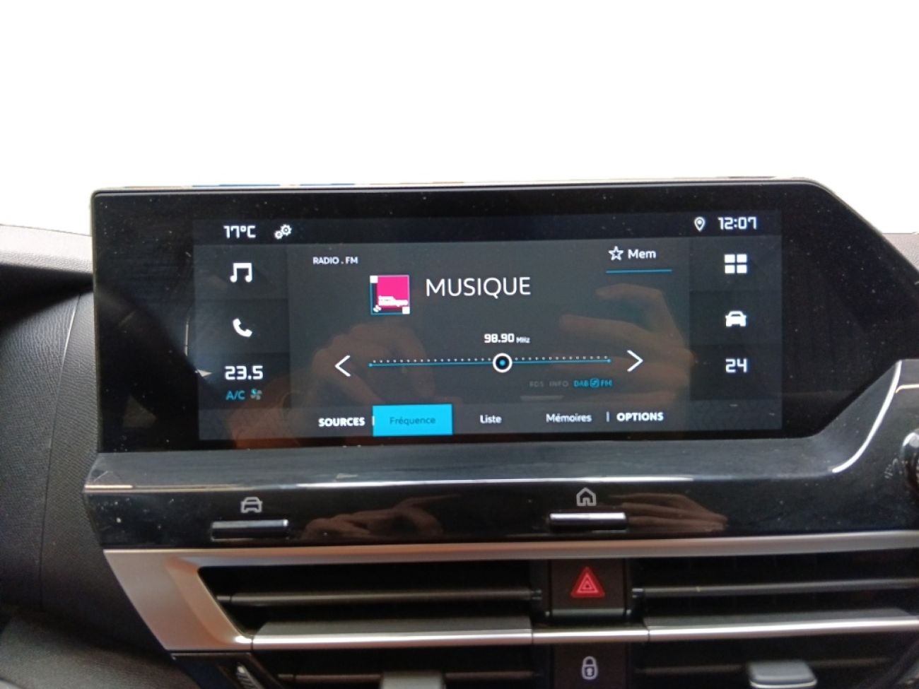 Mandataire Citroën C4 X 1.2 PURETECH 100 FEEL
