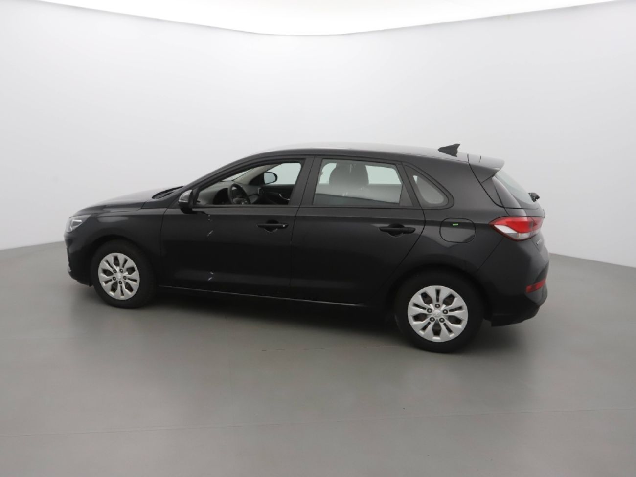 Mandataire Hyundai i30 1.5 DPI 110essence