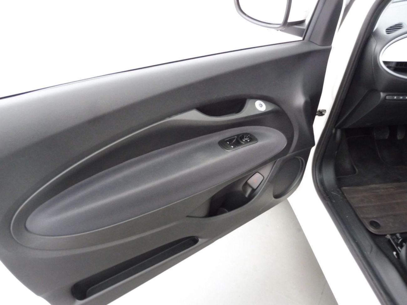Mandataire FIAT 500 E 118CH ICONE