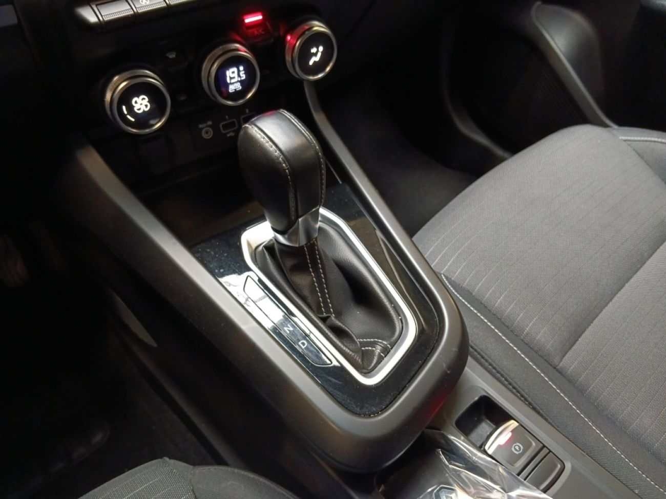 Mandataire RENAULT Arkana 1.3 TCE MILD HYBRID 140CH EQUILIBRE EDC