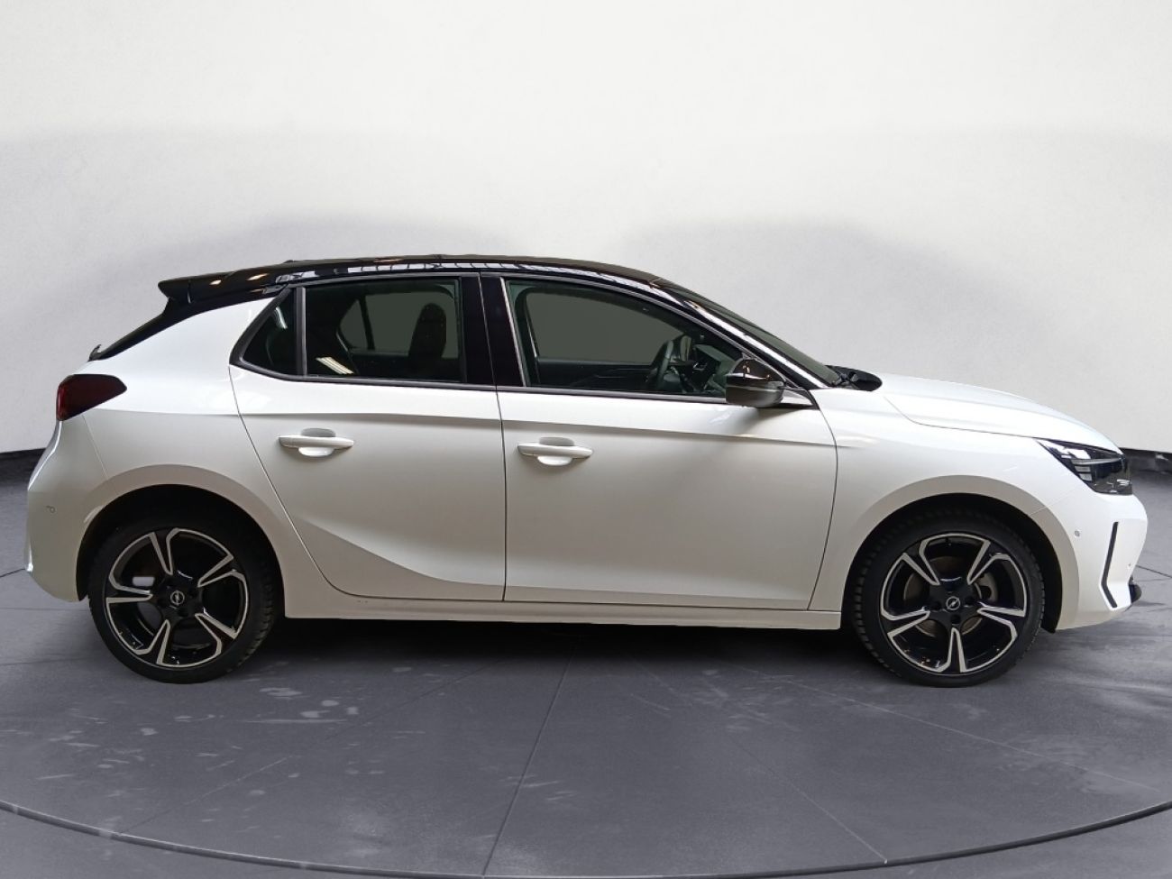 Mandataire Opel Corsa 1.2T 100gs