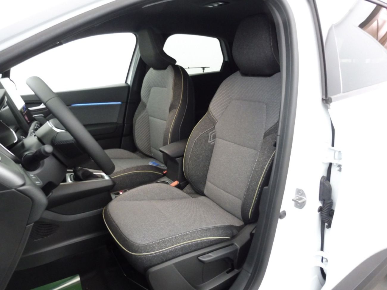 Mandataire RENAULT Captur 1.3 TCE MILD HYBRID 140CH TECHNO