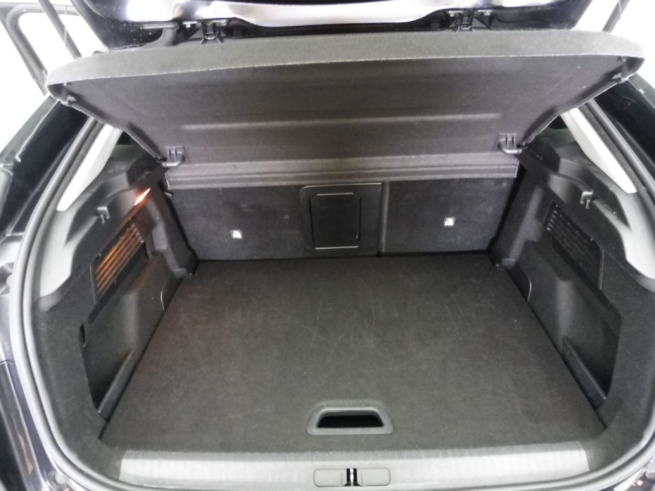 Mandataire Citroën C4 1.2 PURETECH 130shine