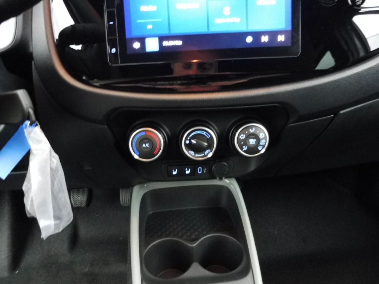 Mandataire TOYOTA AYGO X 1.0 VVT-I 72CH TEAM PLAYER