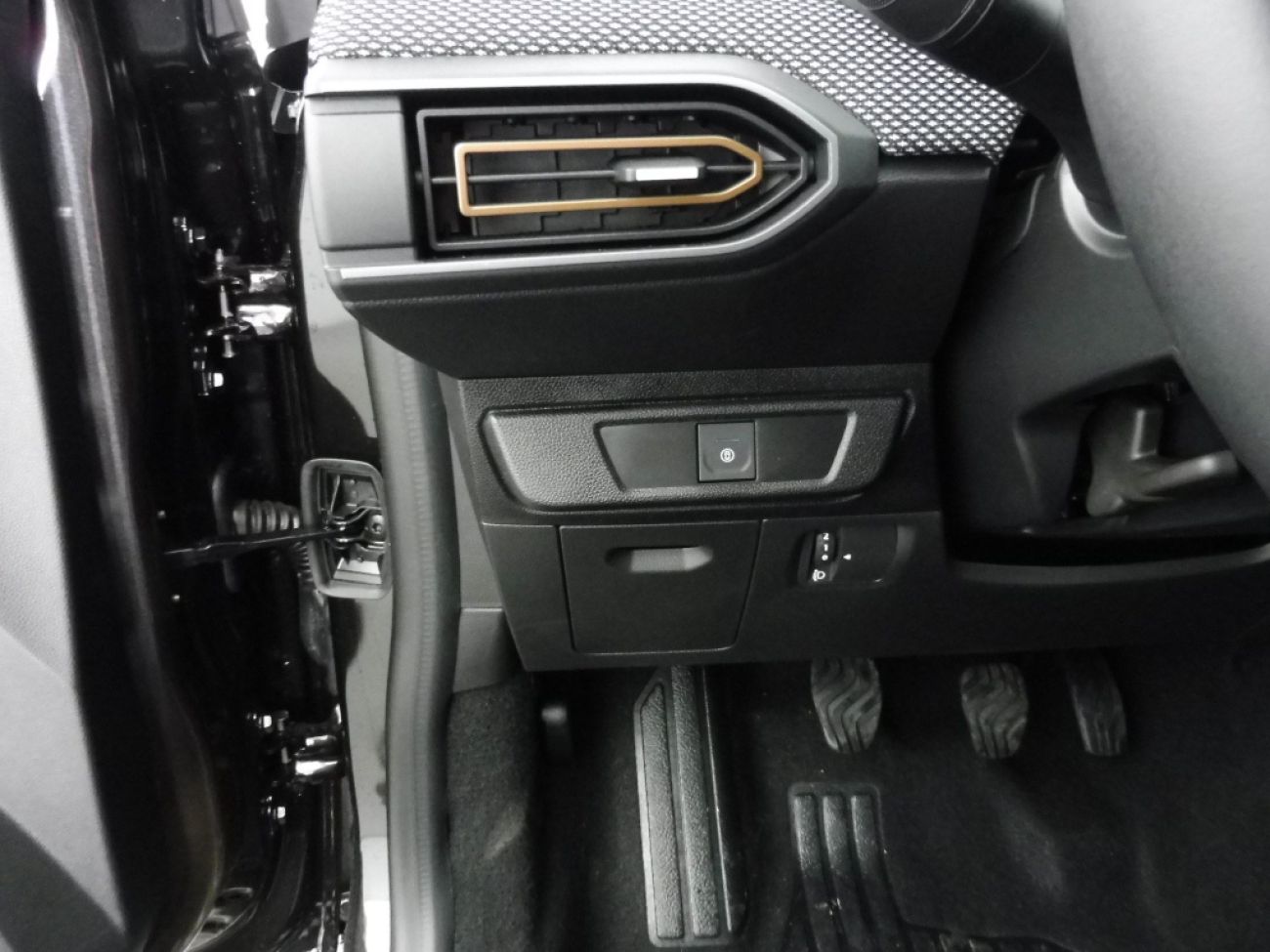 Mandataire Dacia Sandero 1.0 TCE 90CH STEPWAY EXPRESSION -24