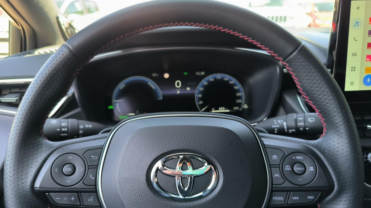 Mandataire TOYOTA COROLLA HYBRIDE 196ch GR Sport