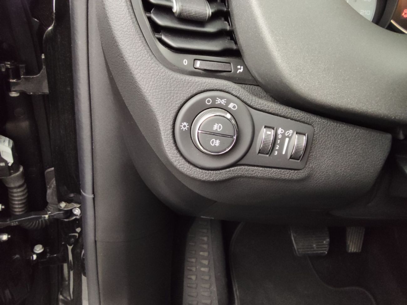 Mandataire FIAT 500X 1.5 130CH MY23 BERLINE