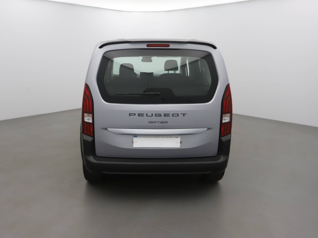 Mandataire PEUGEOT RIFTER TAILLE M - 1.5 BLUEHDI 100CH S&S ALLURE 5 PLACES