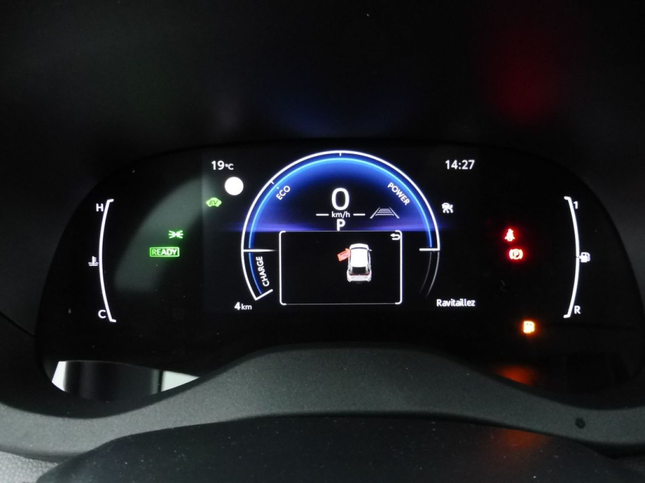 Mandataire TOYOTA YARIS CROSS 130H DESIGN
