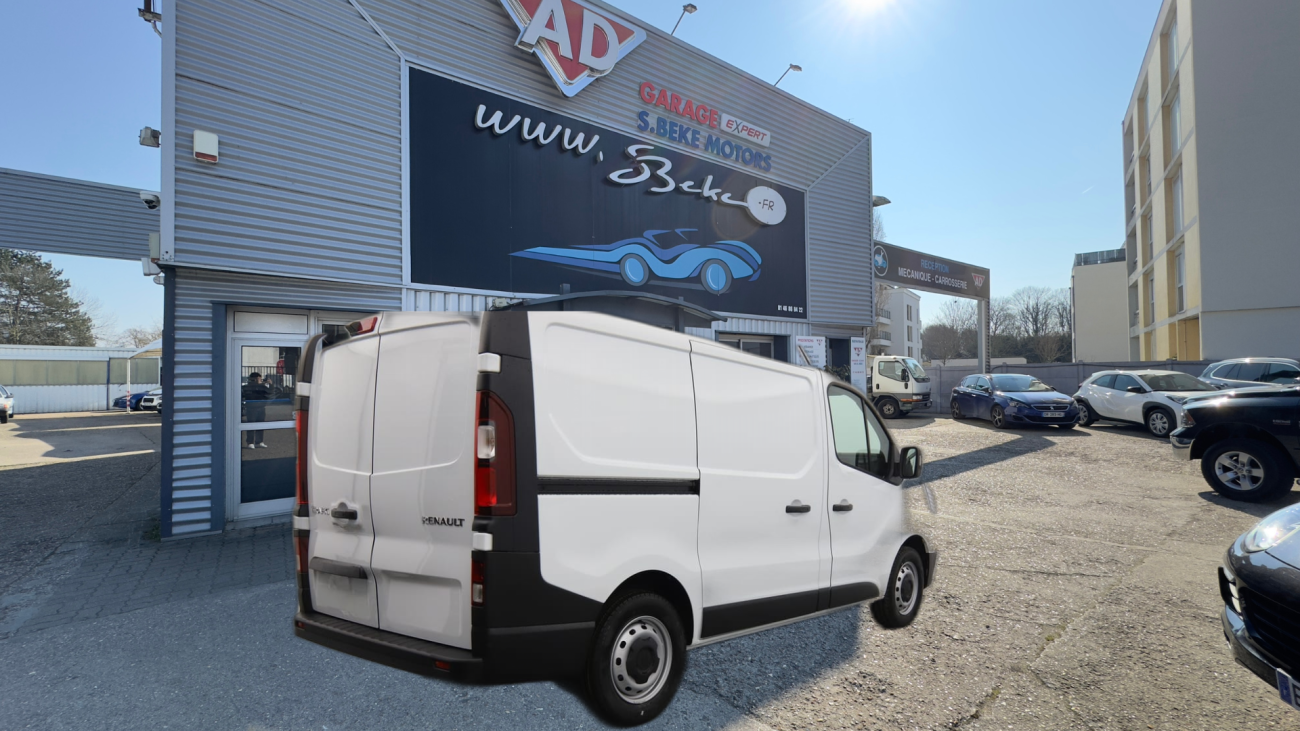 Mandataire RENAULT TRAFIC L1 dCi 150 Energy S&S Zen