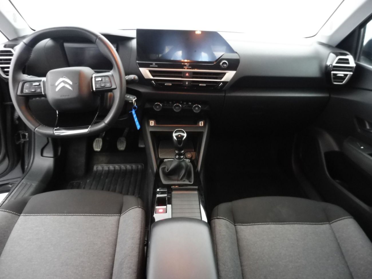 Mandataire Citroën C4 X 1.2 PURETECH 100 FEEL