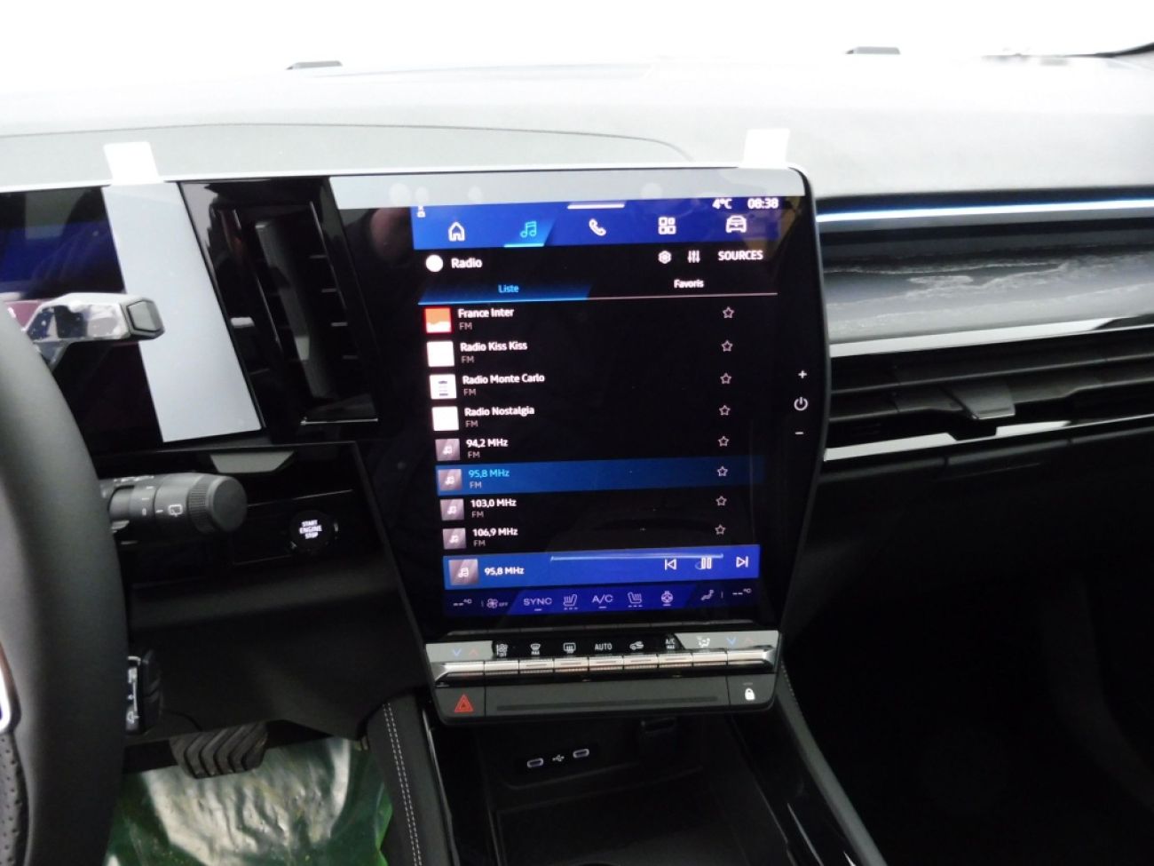 Mandataire RENAULT AUSTRAL 1.2 E-TECH FULL HYBRID 200CH ICONIC- 24
