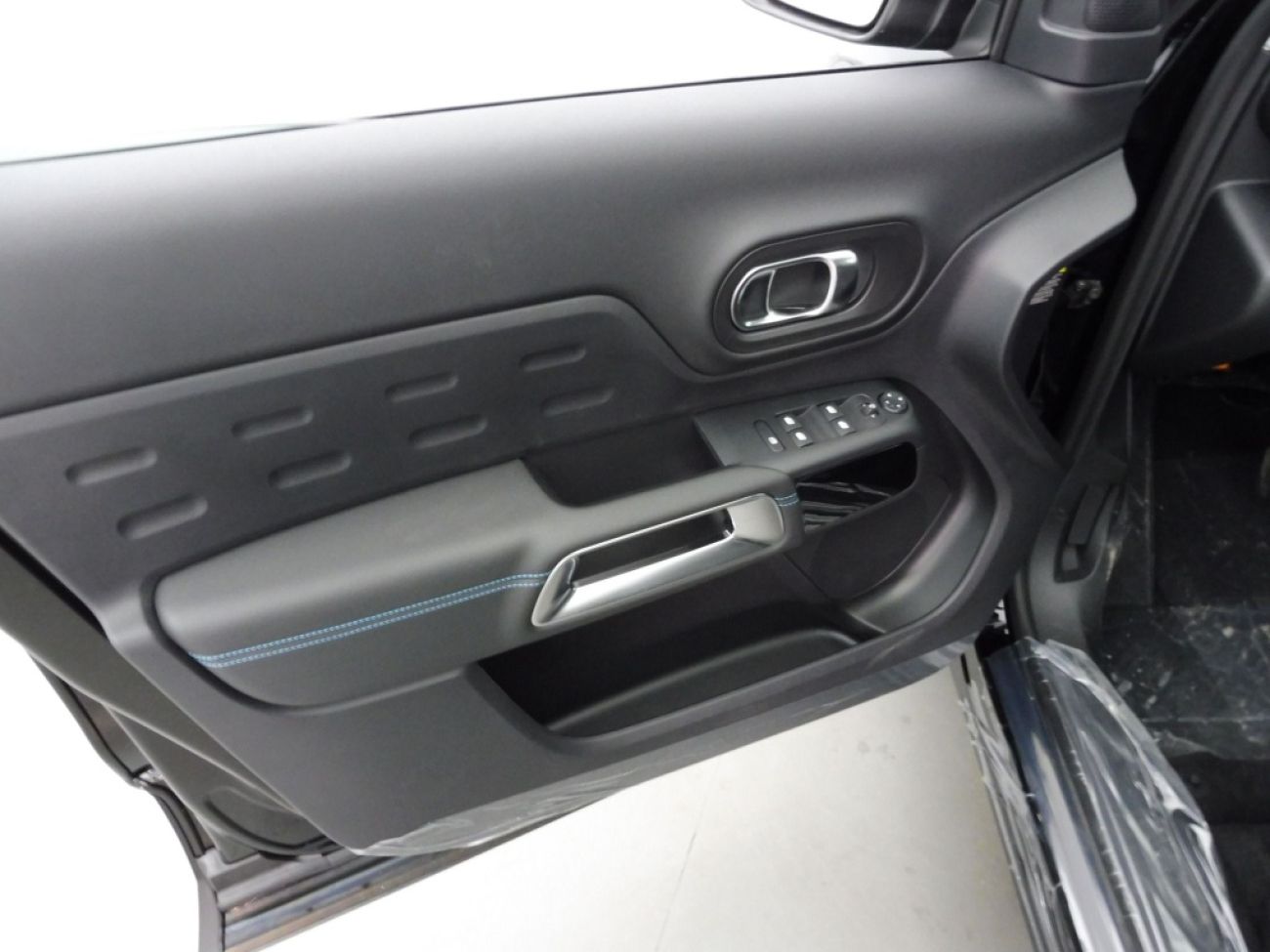 Mandataire Citroën C5 AIRCROSS 1.2 HYBRIDE 136CH MAX BOITE AUTOMATIQUE