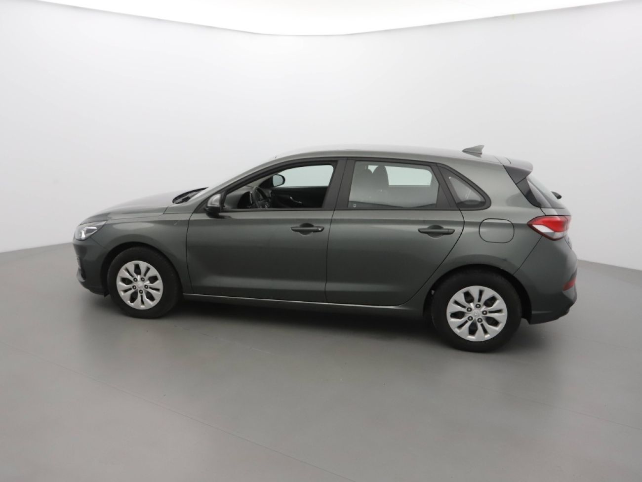 Mandataire Hyundai i30 1.5 DPI 110 CH