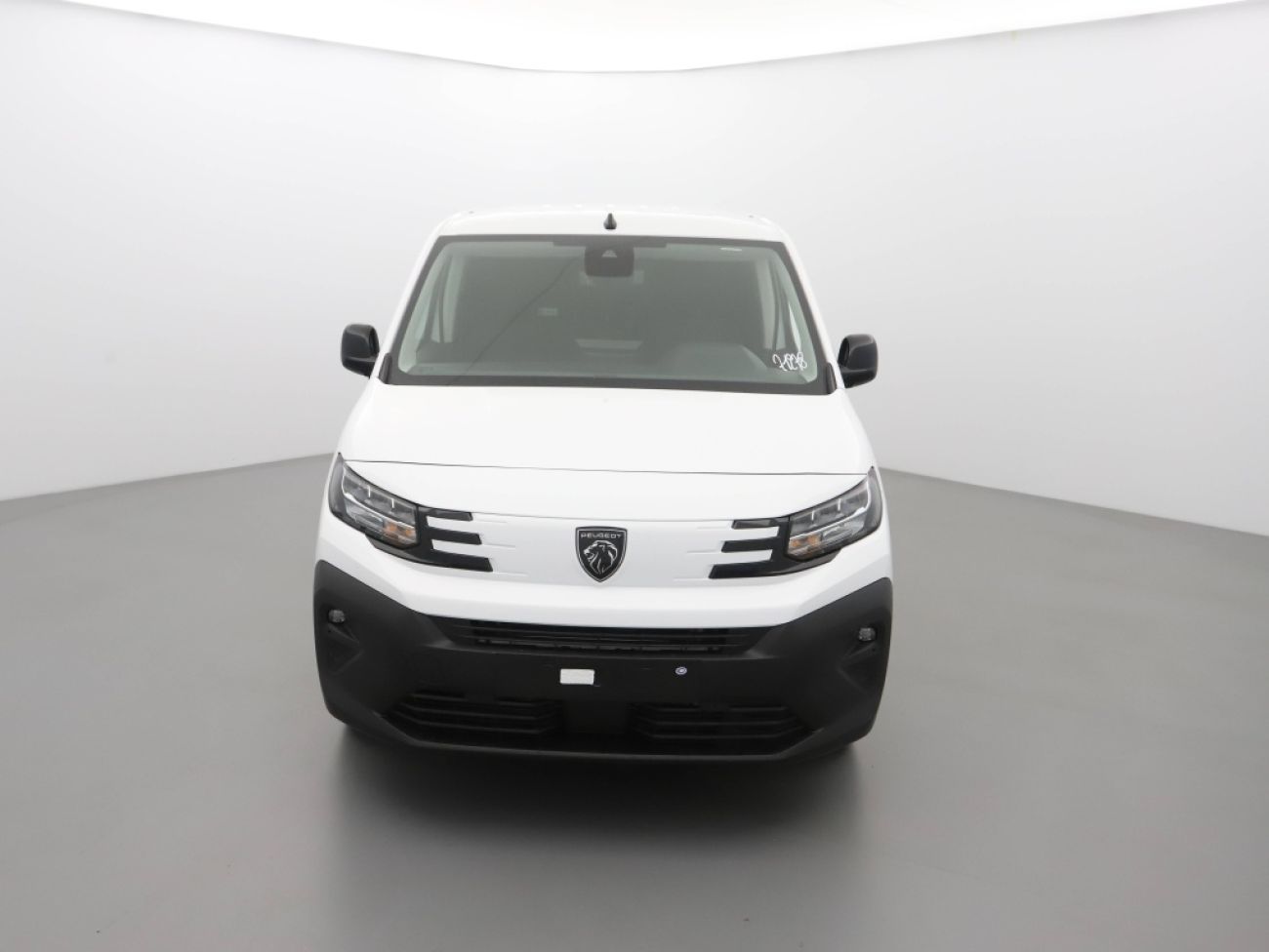 Mandataire PEUGEOT Partner XL 950KG BLUEHDI 130CH S&S EAT8