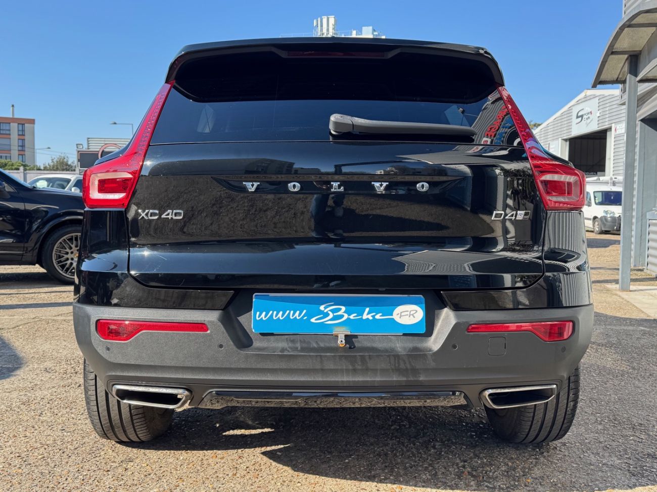 Mandataire VOLVO XC40 D4 AWD AdBlue 190 ch Geartronic 8 R-Design
