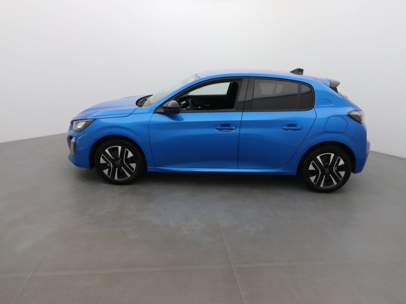 Mandataire PEUGEOT 208 1.2 100CH S&S ALLURE